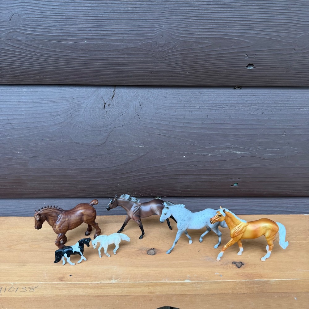 Breyer Stablemates Horse Figurine Lot 6pc Multicolor Brown Grey White Black